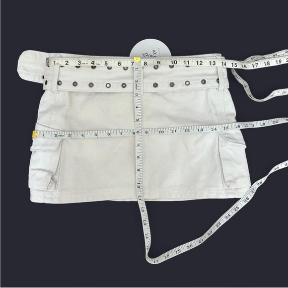 Princess Polly Lowrise Iconic Cotton Denim Cargo Micro Miniskirt with belt. - Picture 8 of 11